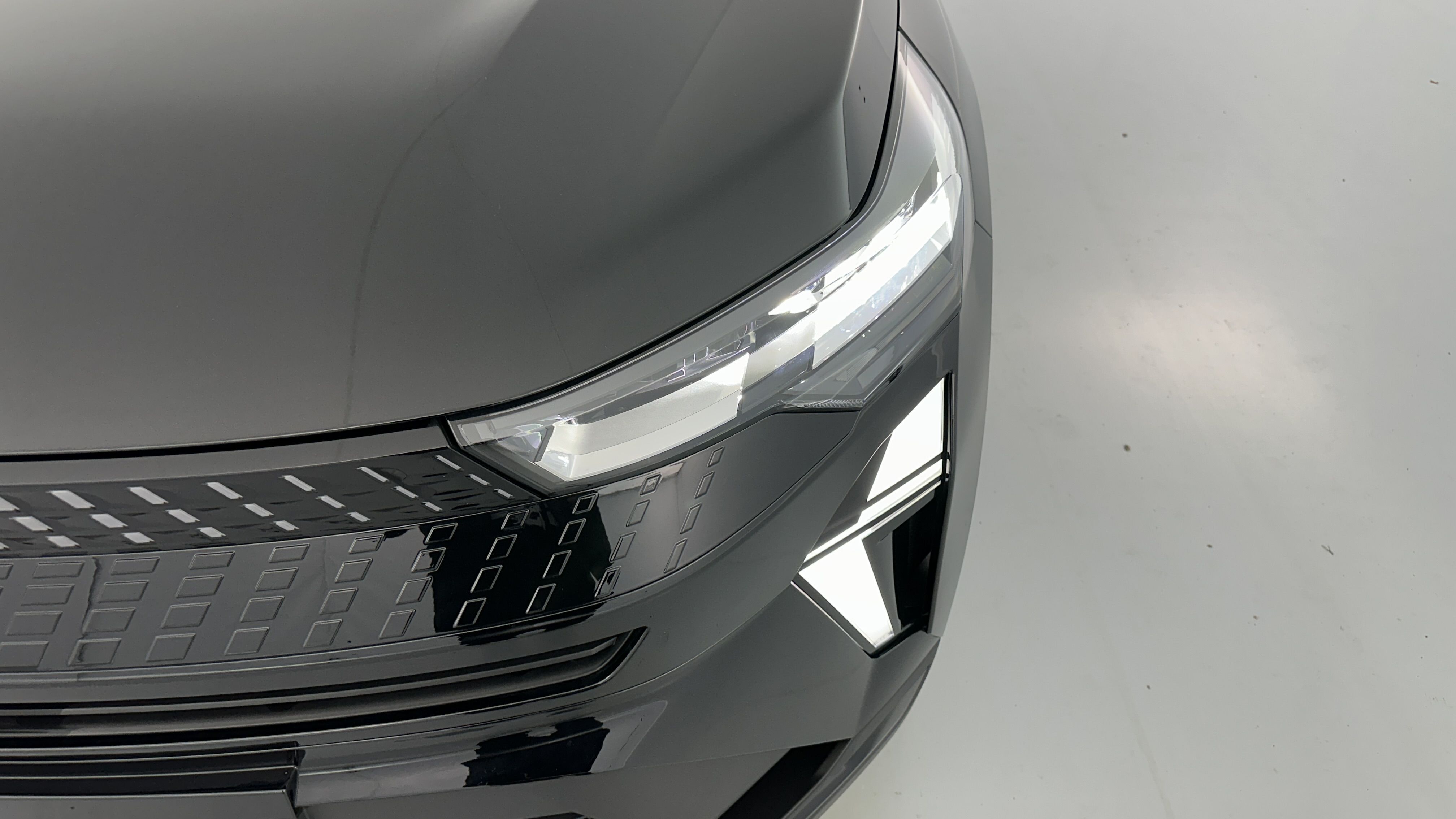 GLI00009840_p53 - RENAULT - CAPTUR - 2025 - photo 23