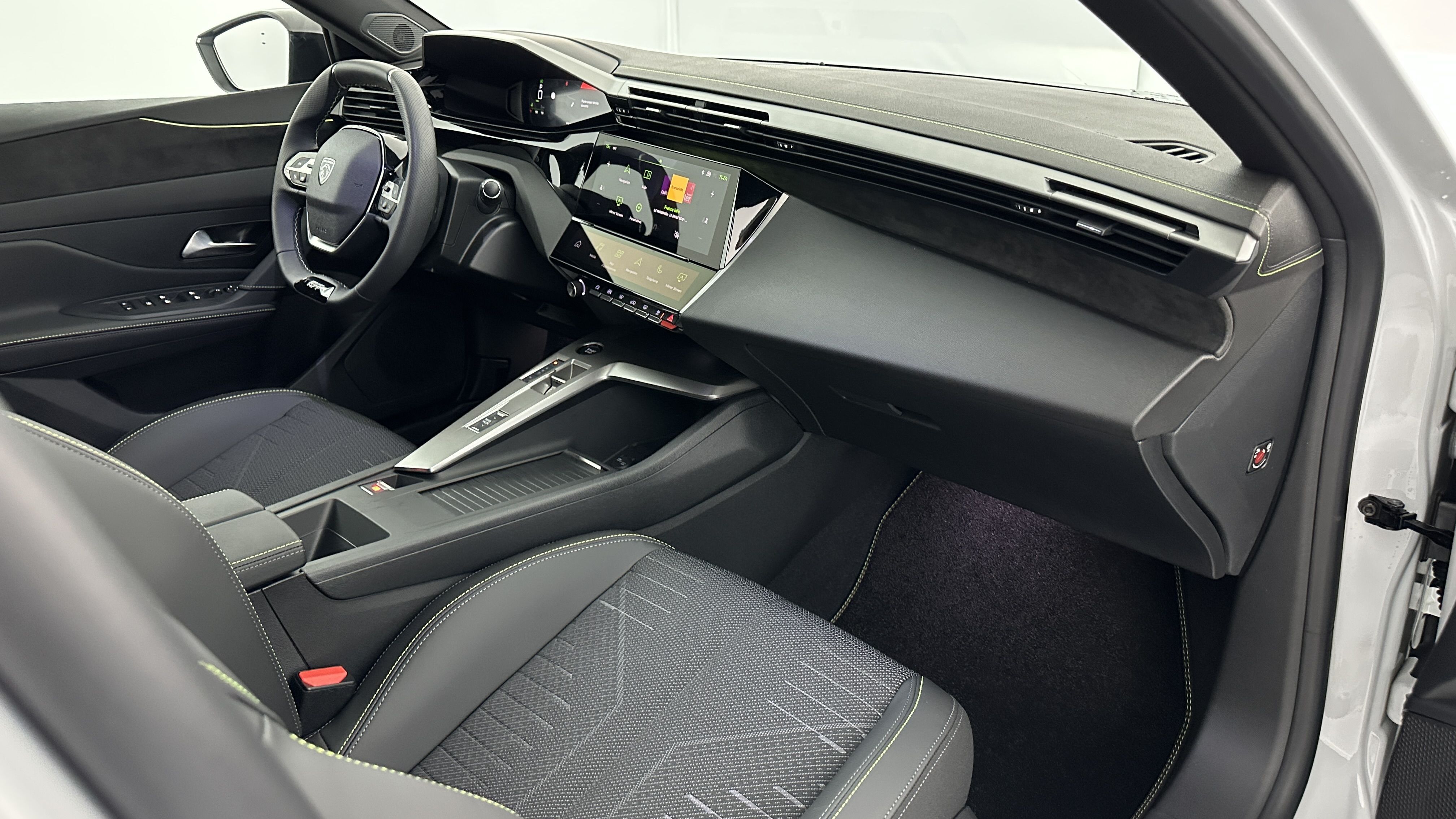 GLI00010347_p53 - PEUGEOT - 308 - 2026 - photo 8