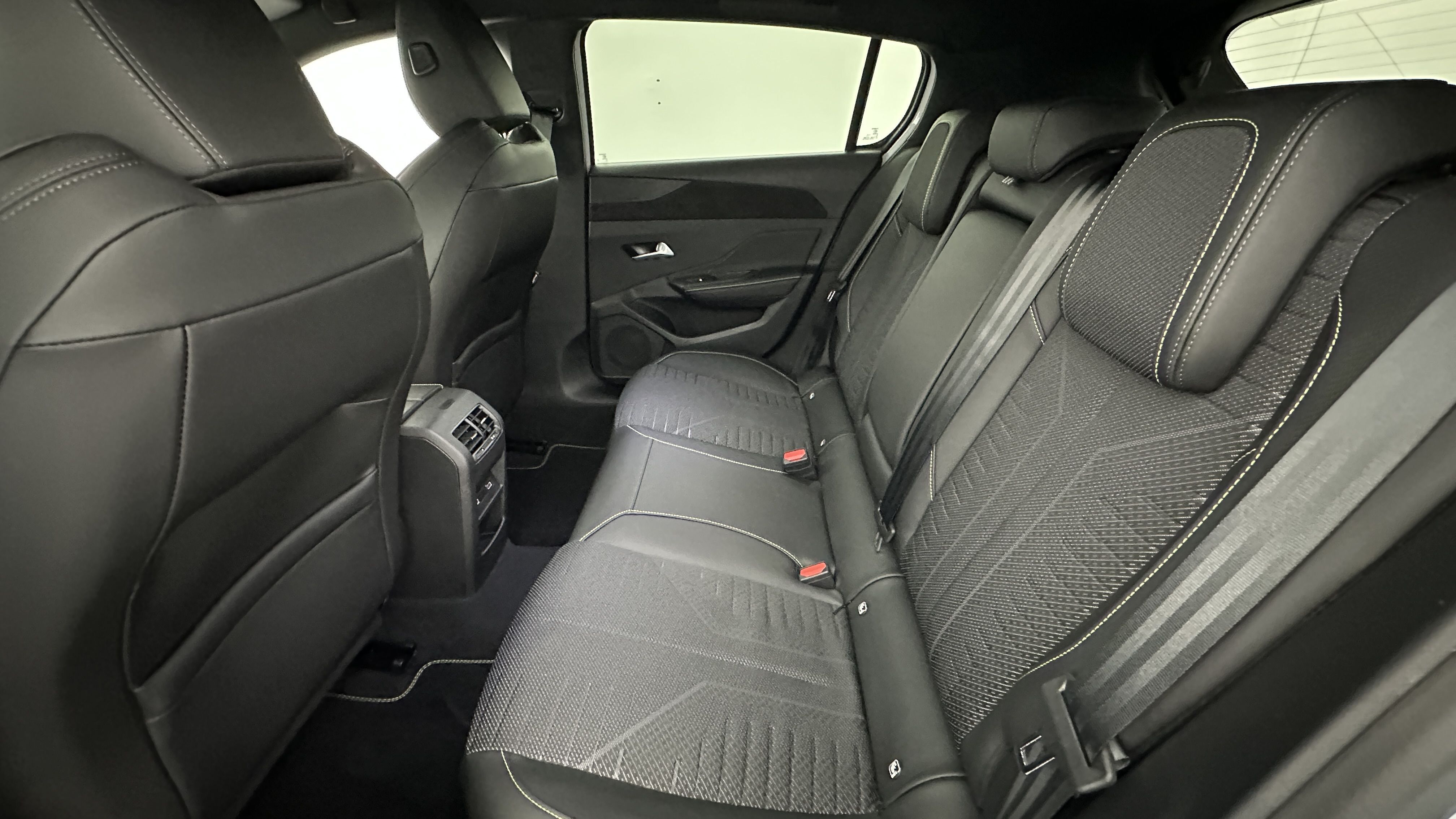 GLI00010347_p53 - PEUGEOT - 308 - 2026 - photo 9