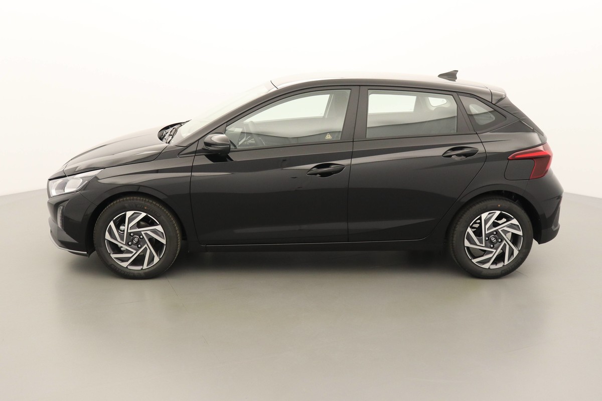 N199976_p3 - HYUNDAI - I 20 - 2025 - photo 4