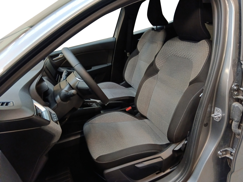 72452_p51 - RENAULT - CLIO - 2025 - photo 10