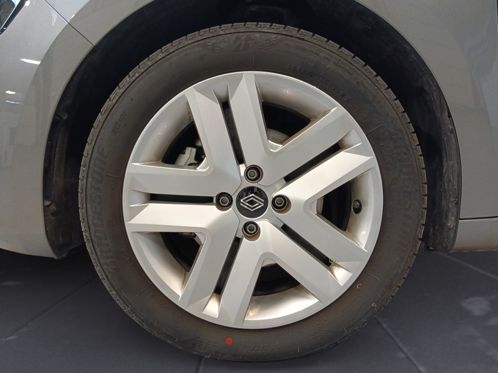 72452_p51 - RENAULT - CLIO - 2025 - photo 9