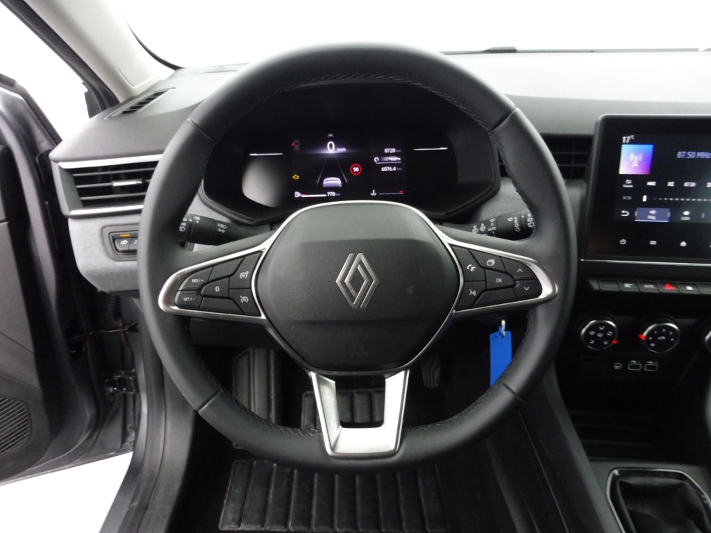 72417_p51 - RENAULT - CLIO - 2025 - photo 14