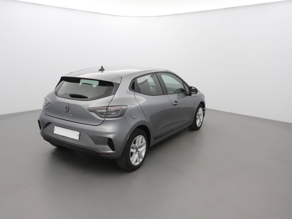 72417_p51 - RENAULT - CLIO - 2025 - photo 3