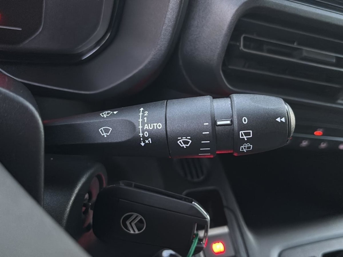 368908_p2 - CITROEN - BERLINGO - 2025 - photo 10