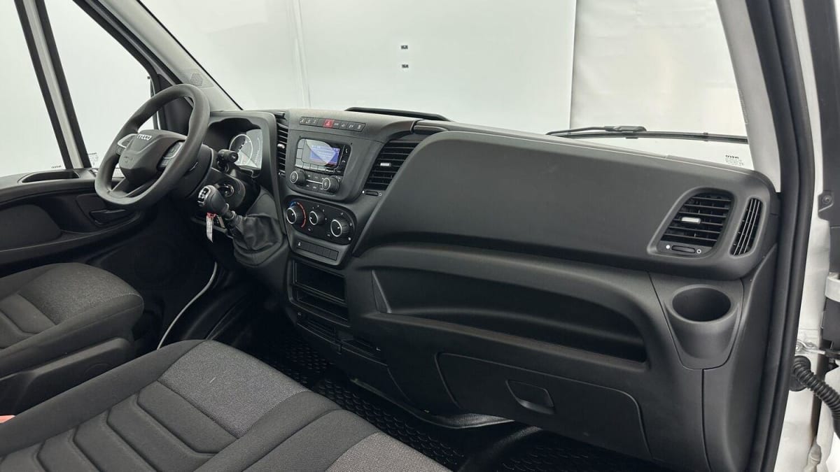 318835_p2 - IVECO - DAILY - 2026 - photo 8
