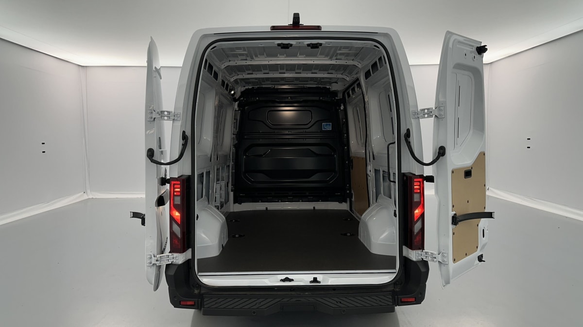 378766_p2 - NISSAN - INTERSTAR - 2026 - photo 9