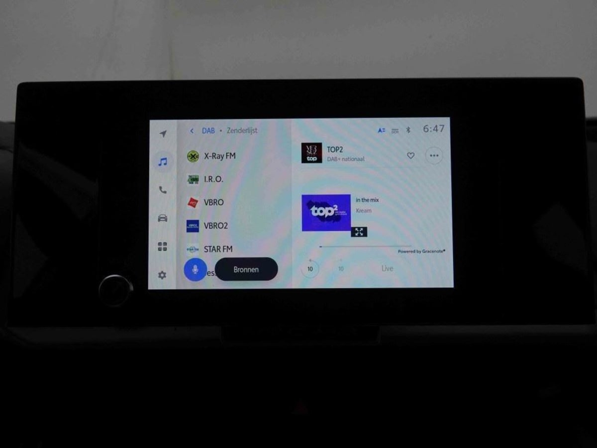 360923_p2 - TOYOTA - C HR - 2026 - photo 8