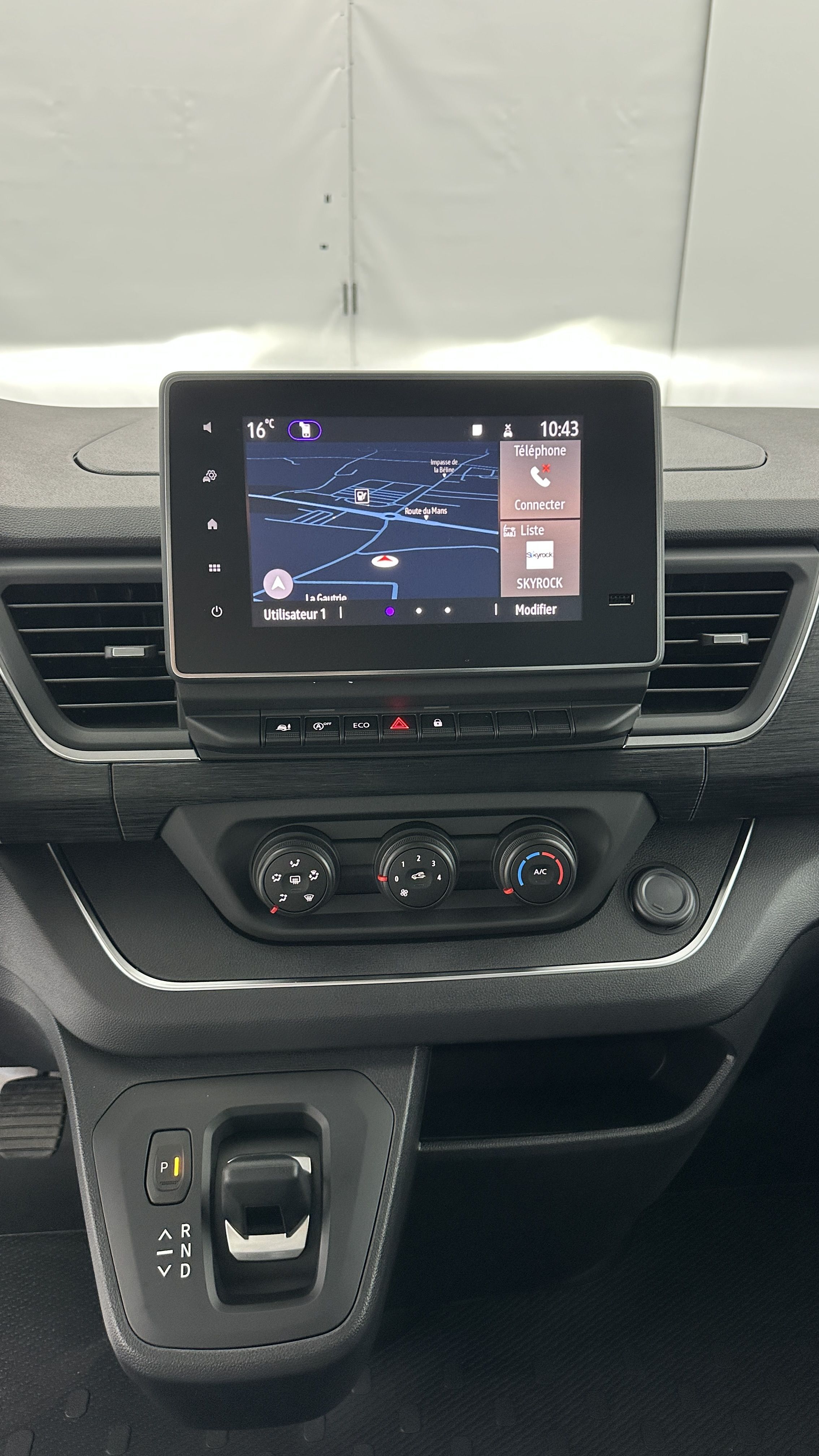 GLI00026308_p53 - RENAULT - TRAFIC - 2025 - photo 13