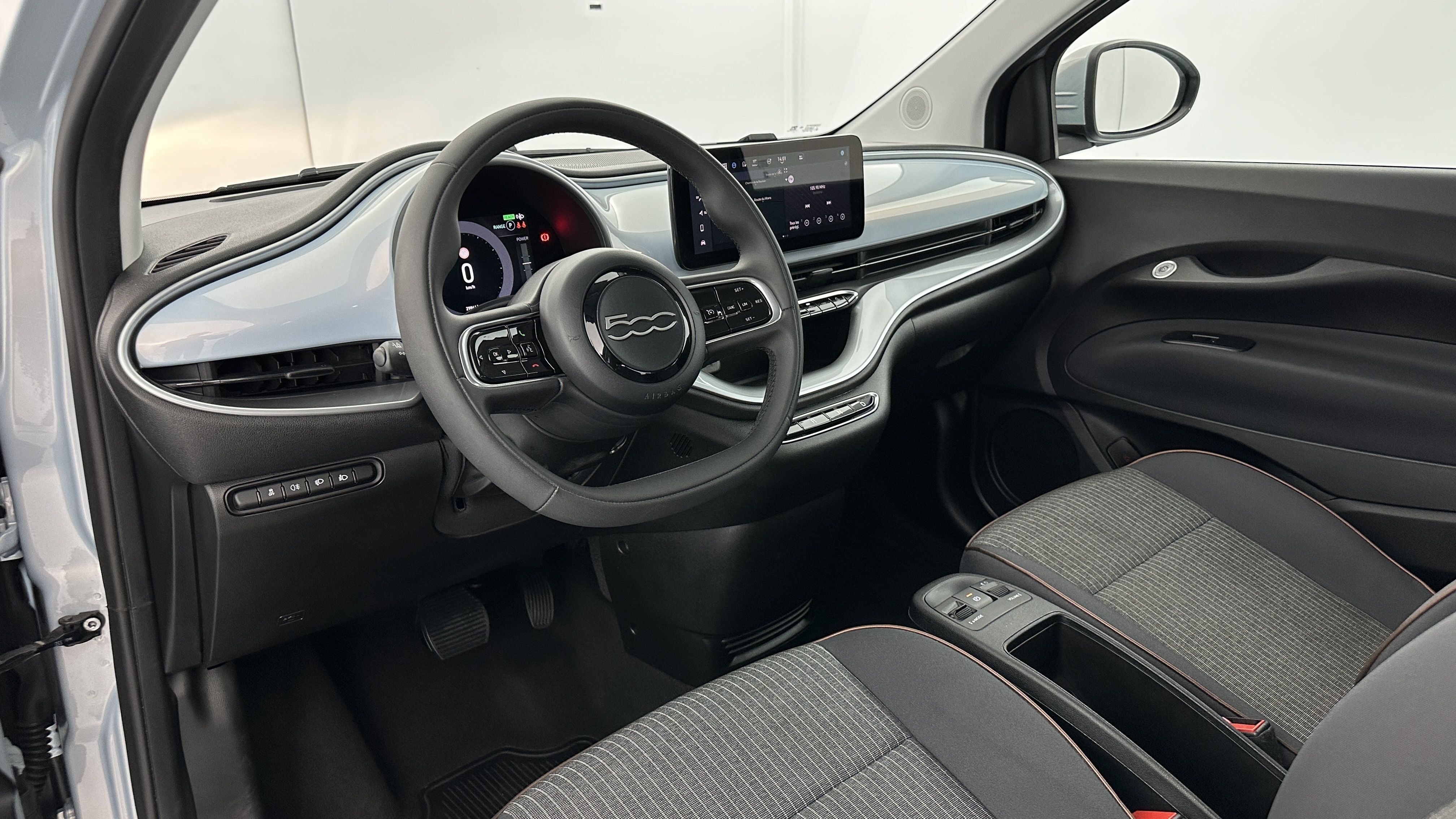 GLI00025762_p53 - FIAT - 500 - 2022 - photo 6