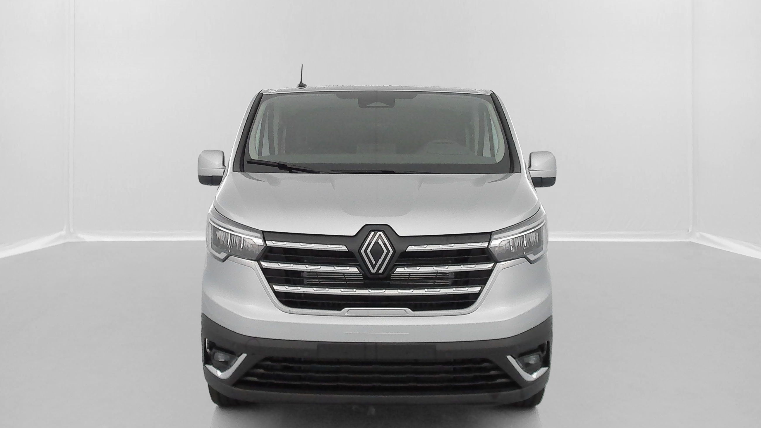 GLI00007186_p53 - RENAULT TRUCKS - TRAFIC CA - 2025 - photo 2