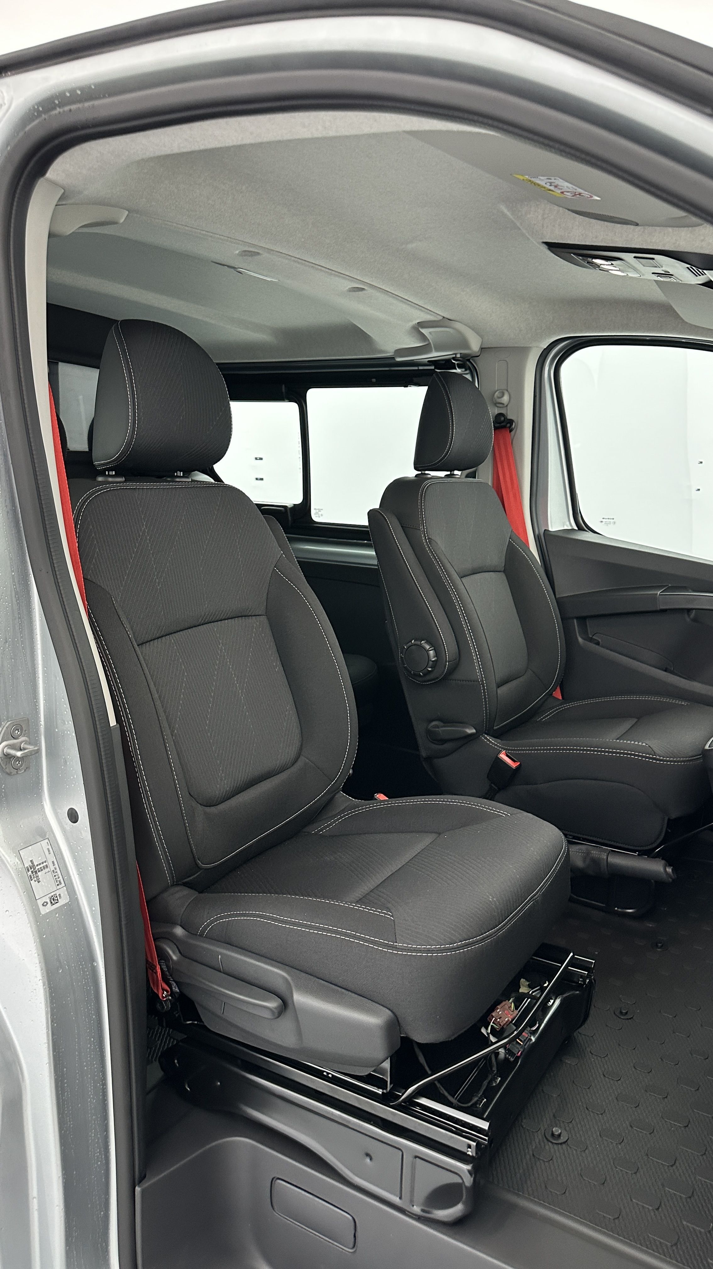 GLI00007186_p53 - RENAULT TRUCKS - TRAFIC CA - 2025 - photo 14