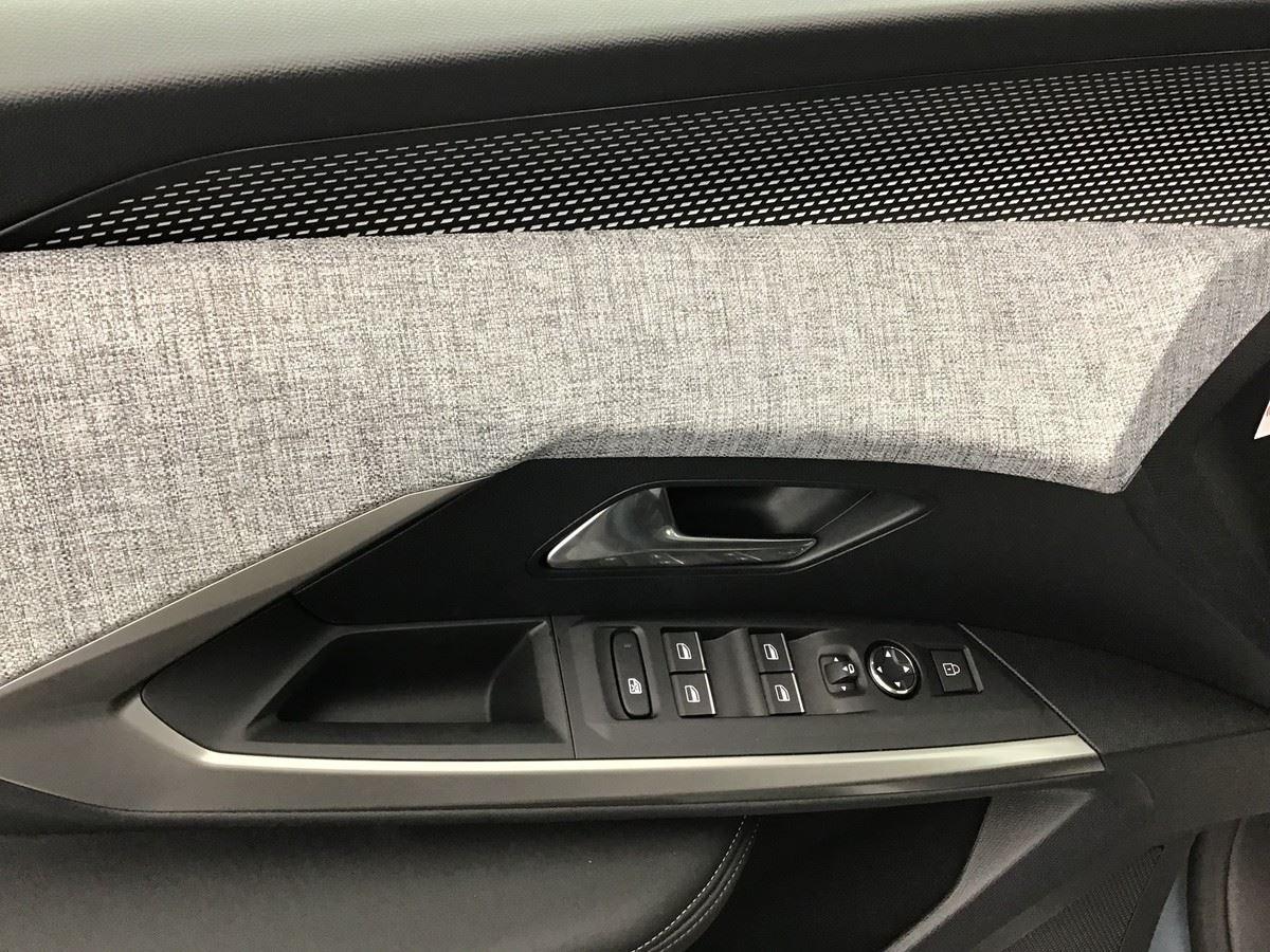 380927_p2 - PEUGEOT - 3008 - 2026 - photo 9