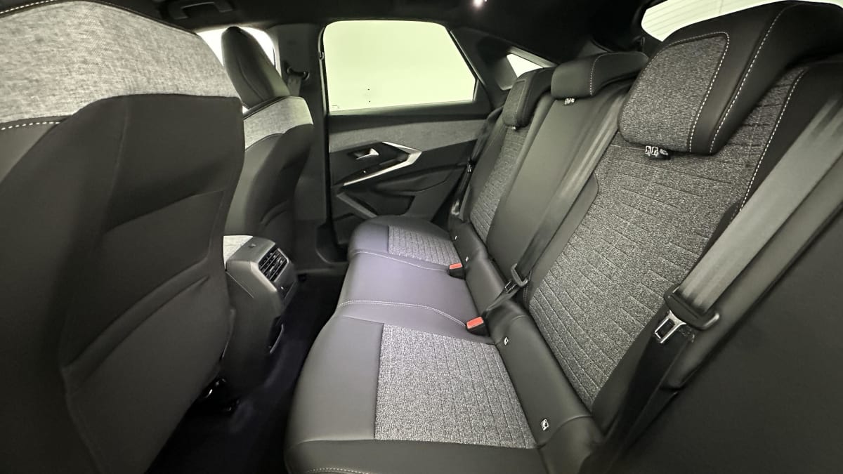 380441_p2 - PEUGEOT - 3008 - 2026 - photo 9