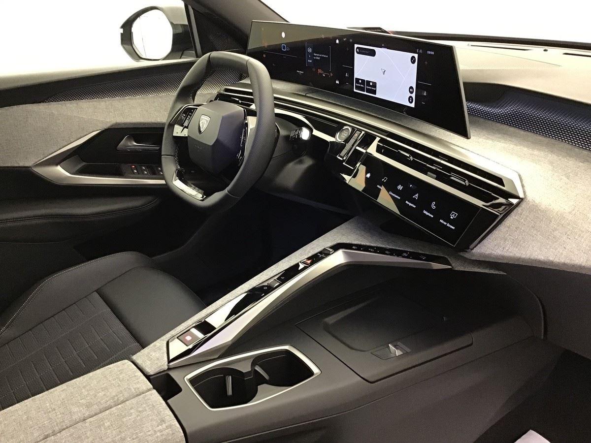 380981_p2 - PEUGEOT - 5008 - 2026 - photo 8