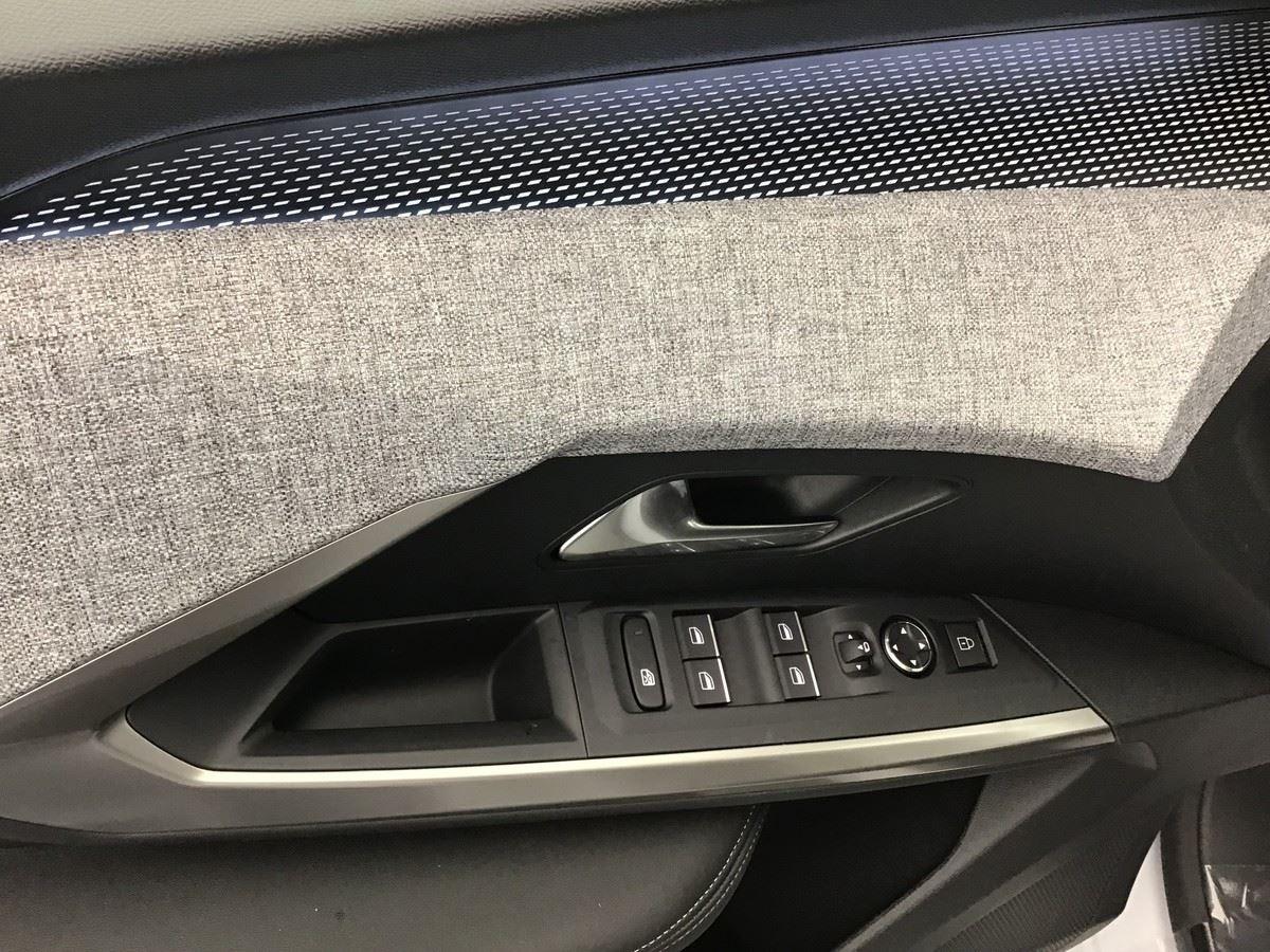 380973_p2 - PEUGEOT - 5008 - 2026 - photo 9