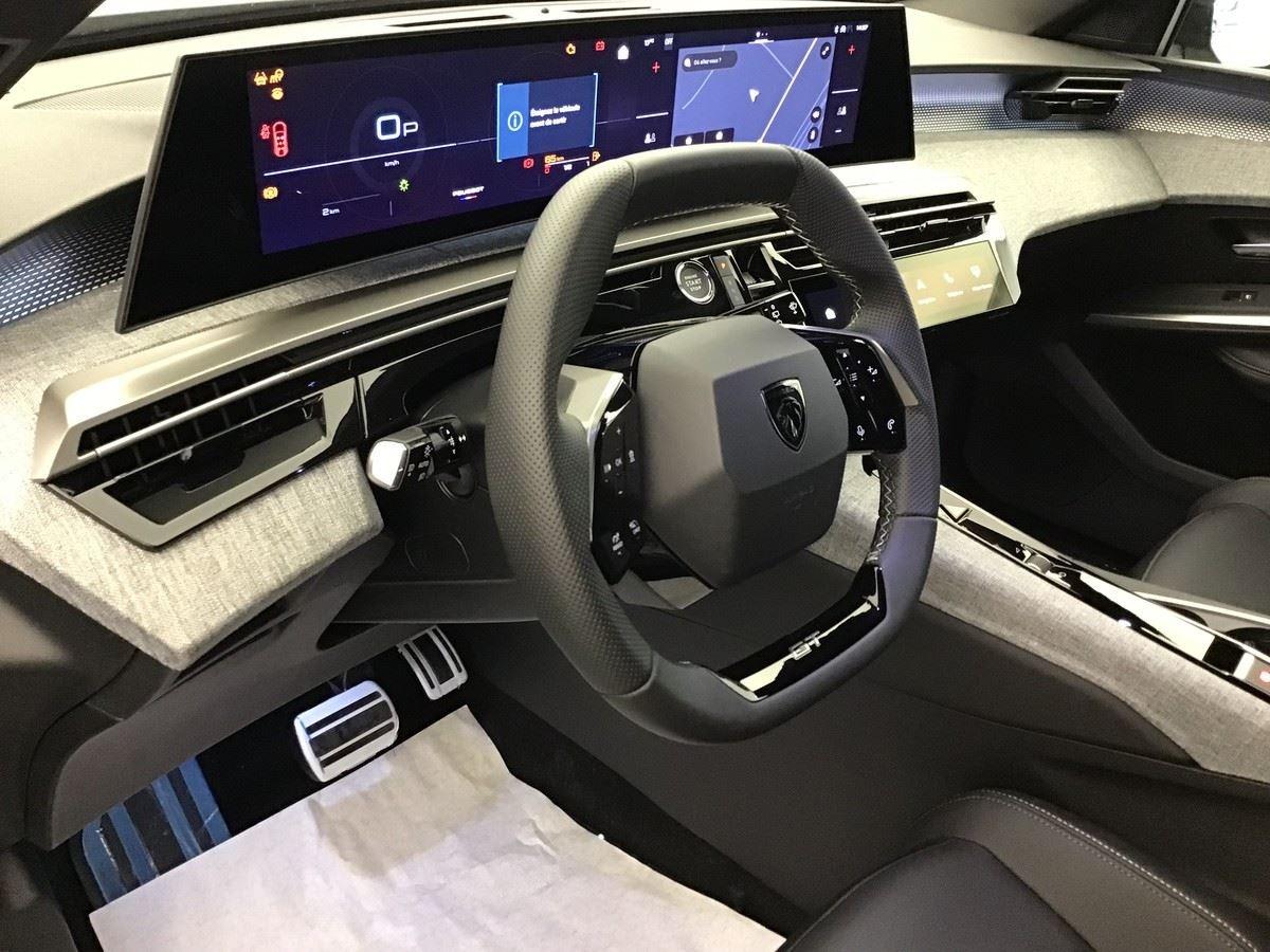 380980_p2 - PEUGEOT - 5008 - 2026 - photo 10