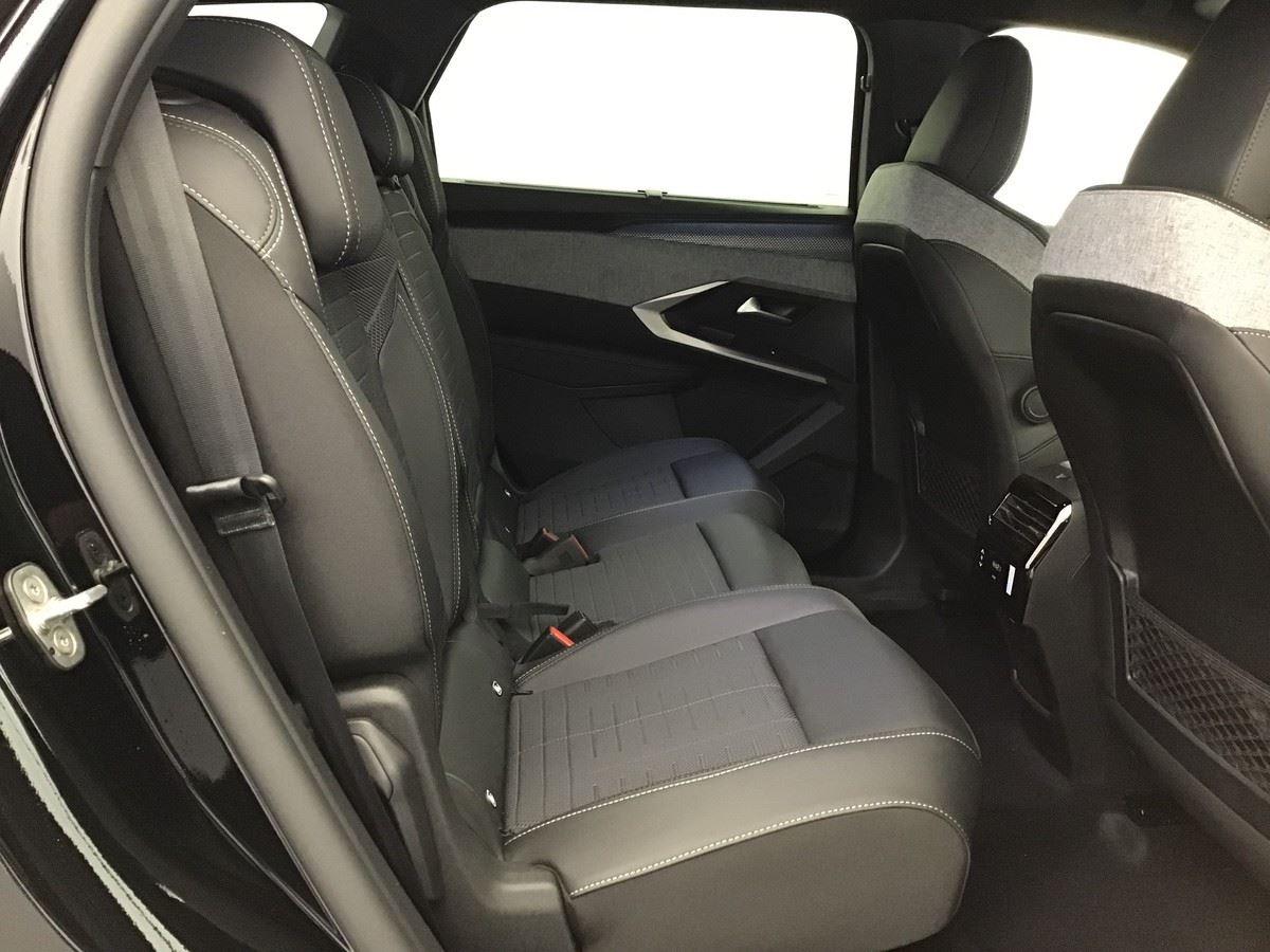 380980_p2 - PEUGEOT - 5008 - 2026 - photo 7