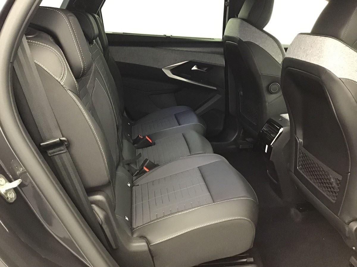 380981_p2 - PEUGEOT - 5008 - 2026 - photo 7