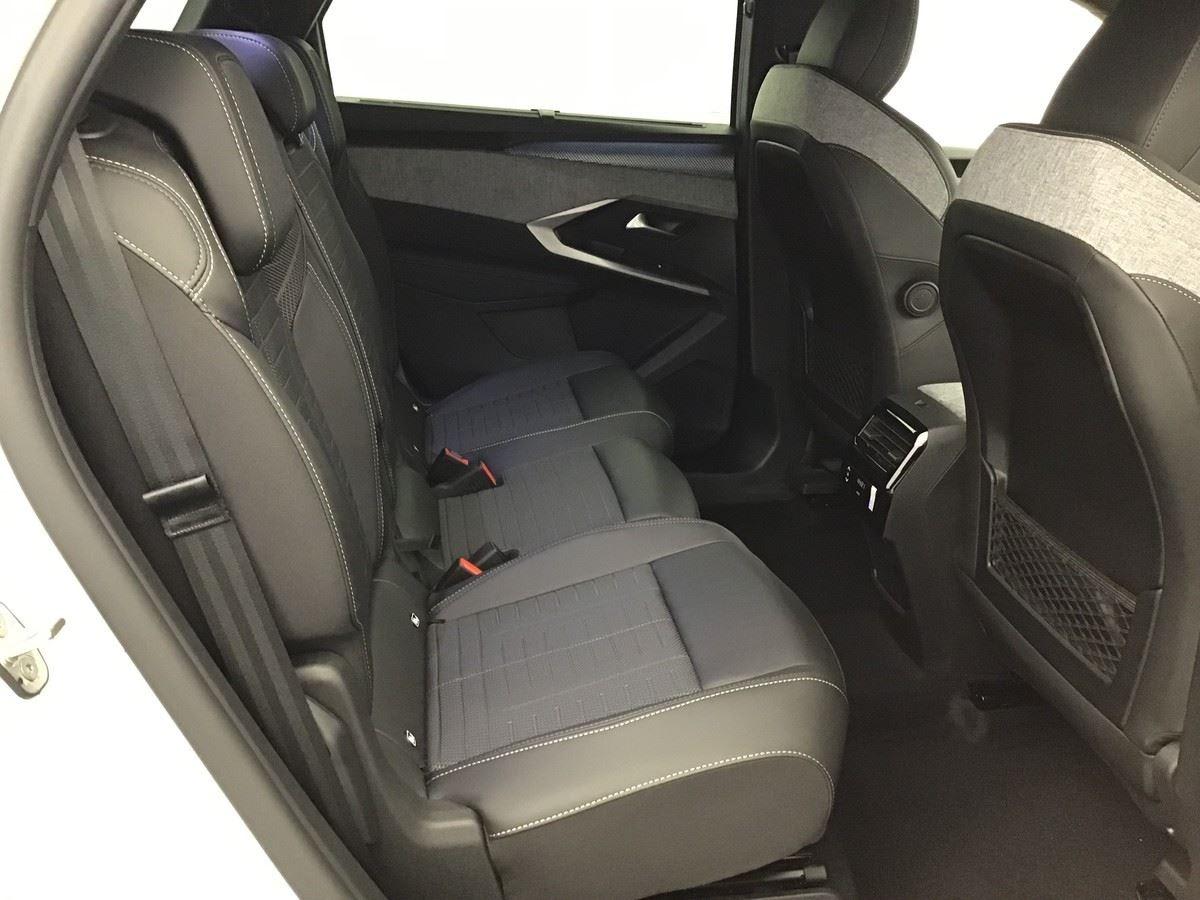 380973_p2 - PEUGEOT - 5008 - 2026 - photo 7