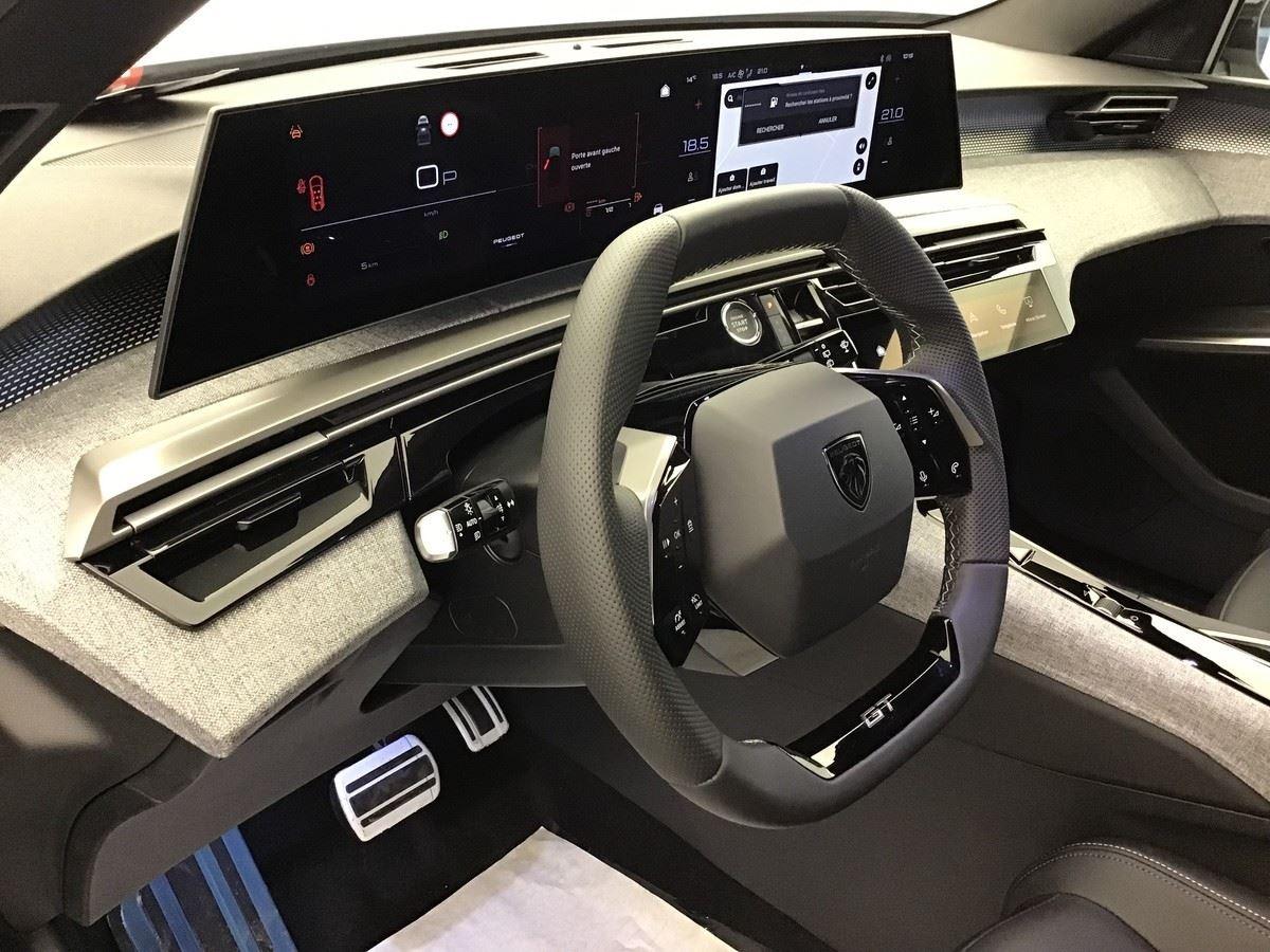 380978_p2 - PEUGEOT - 5008 - 2026 - photo 10