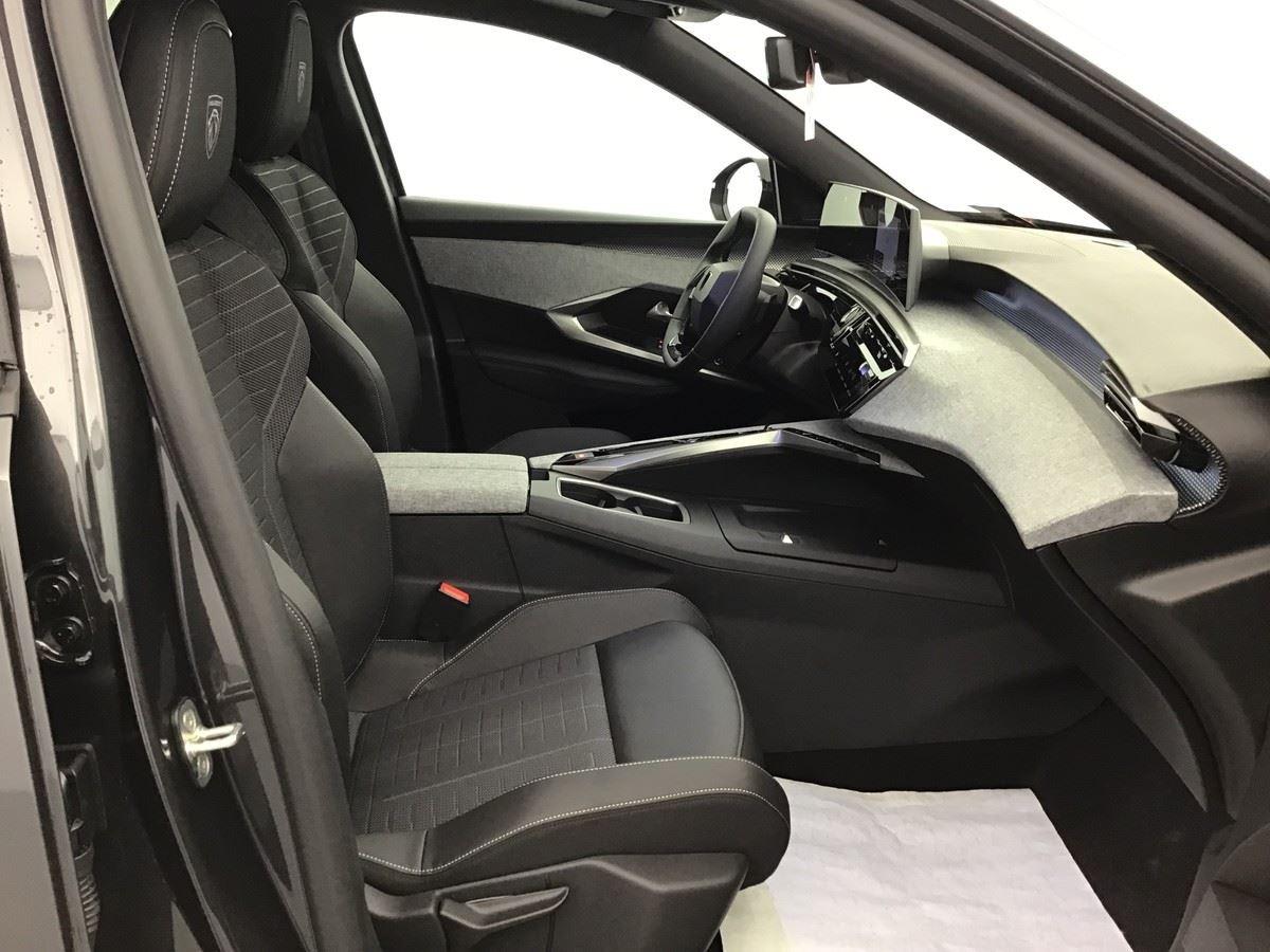 380981_p2 - PEUGEOT - 5008 - 2026 - photo 6