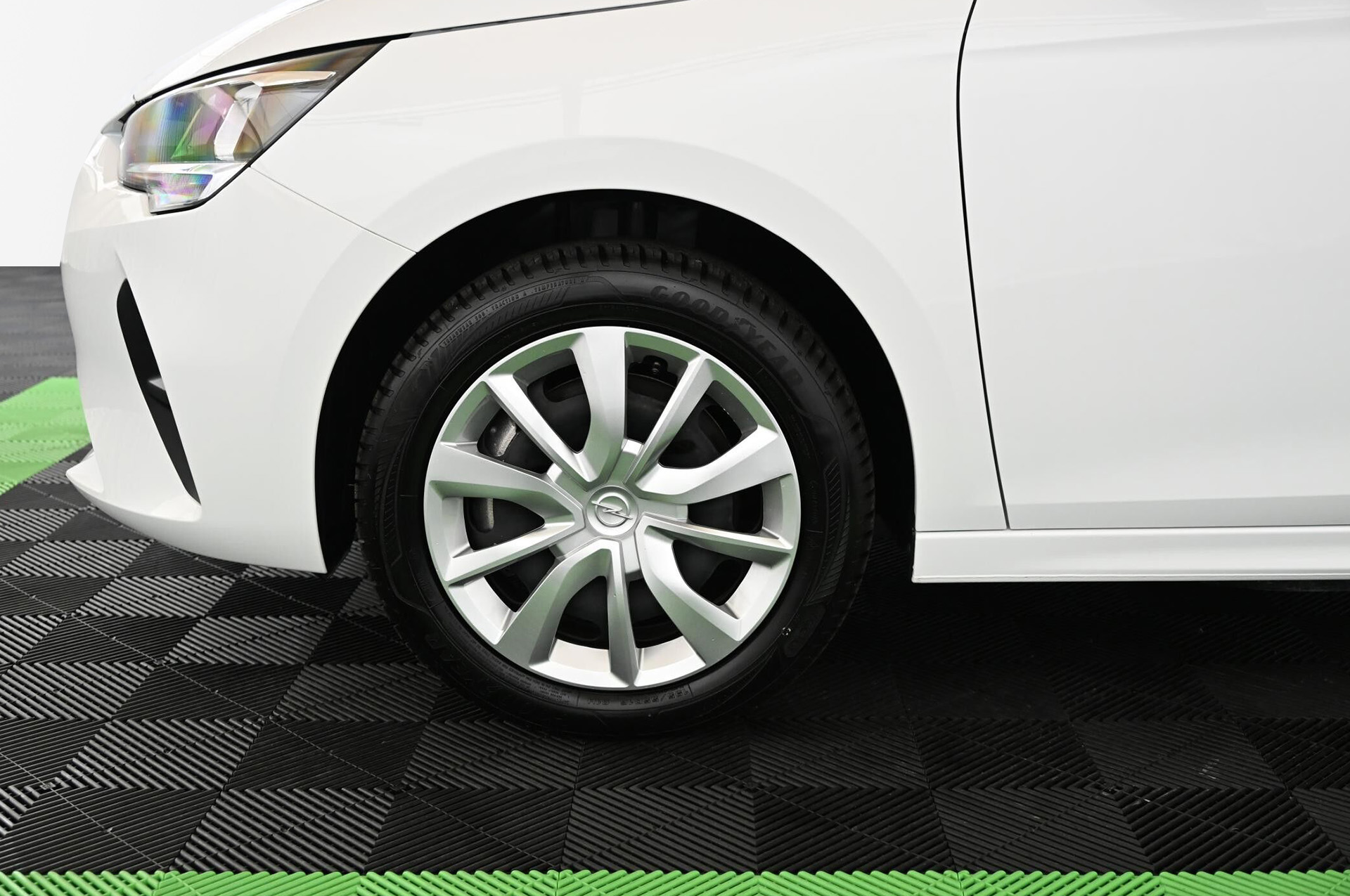 19044_p35 - OPEL - CORSA - 2023 - photo 9