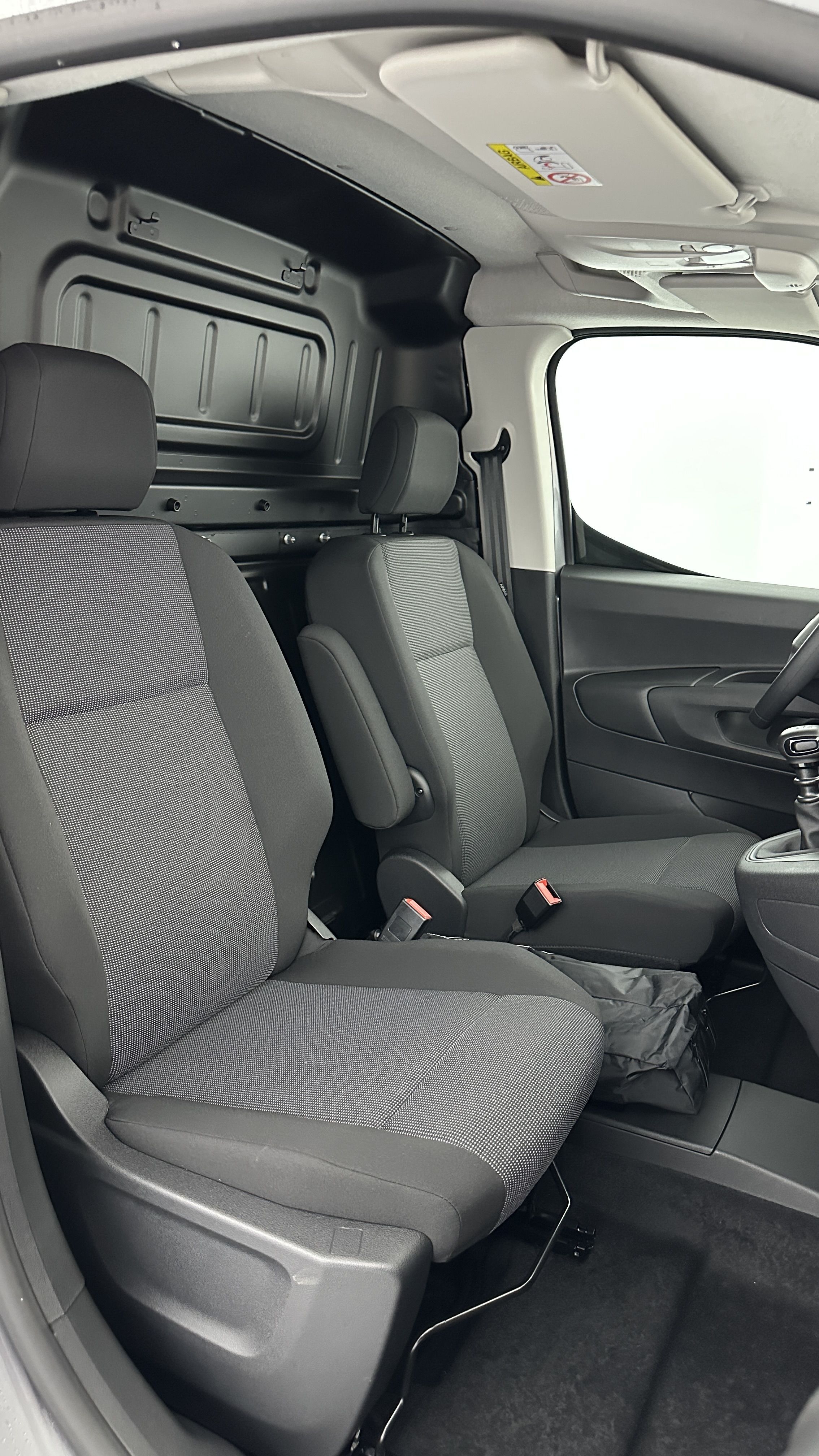 GLI00025559_p53 - DANGEL - PARTNER - 2025 - photo 15