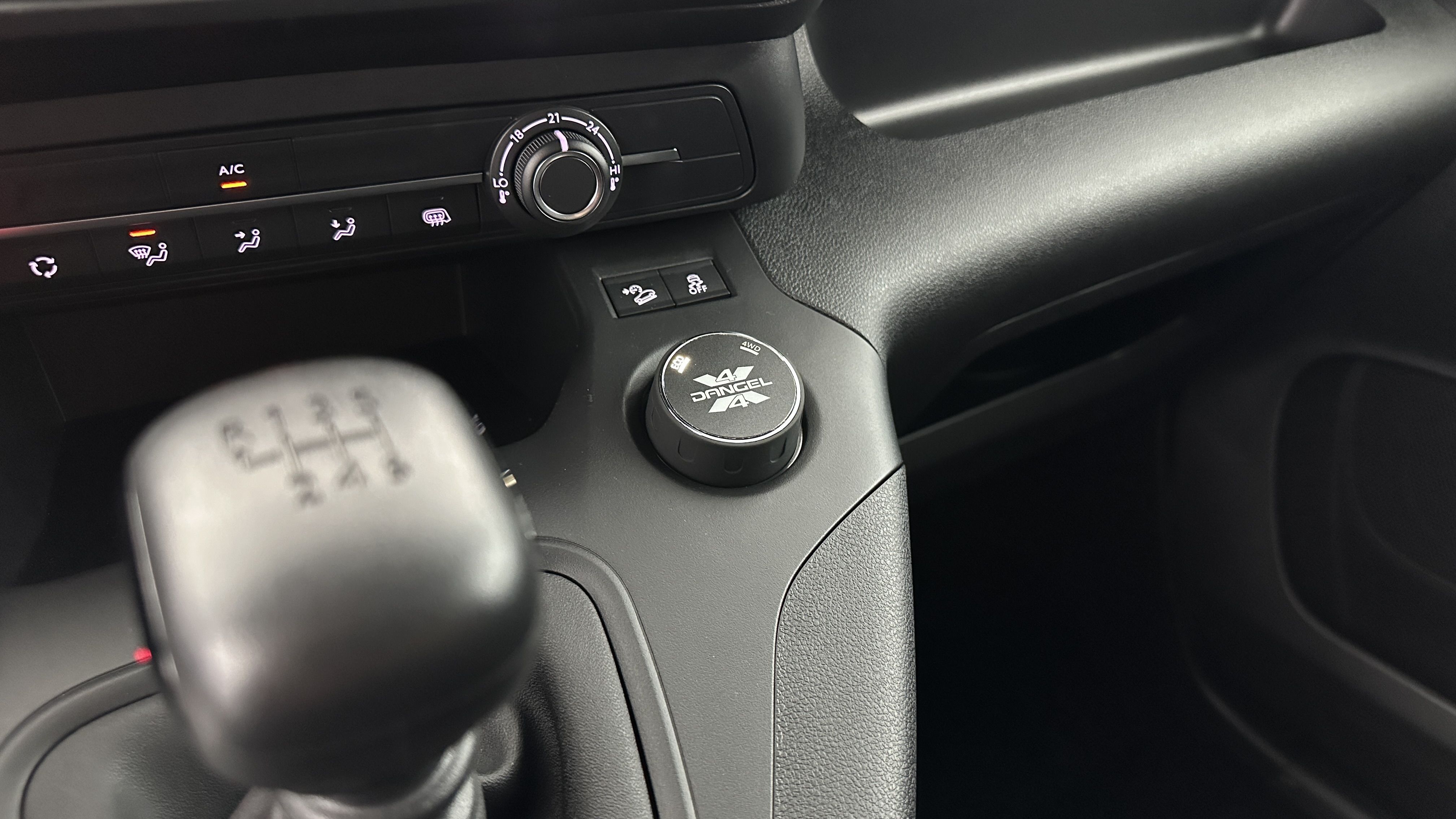 GLI00025556_p53 - DANGEL - PARTNER - 2025 - photo 16