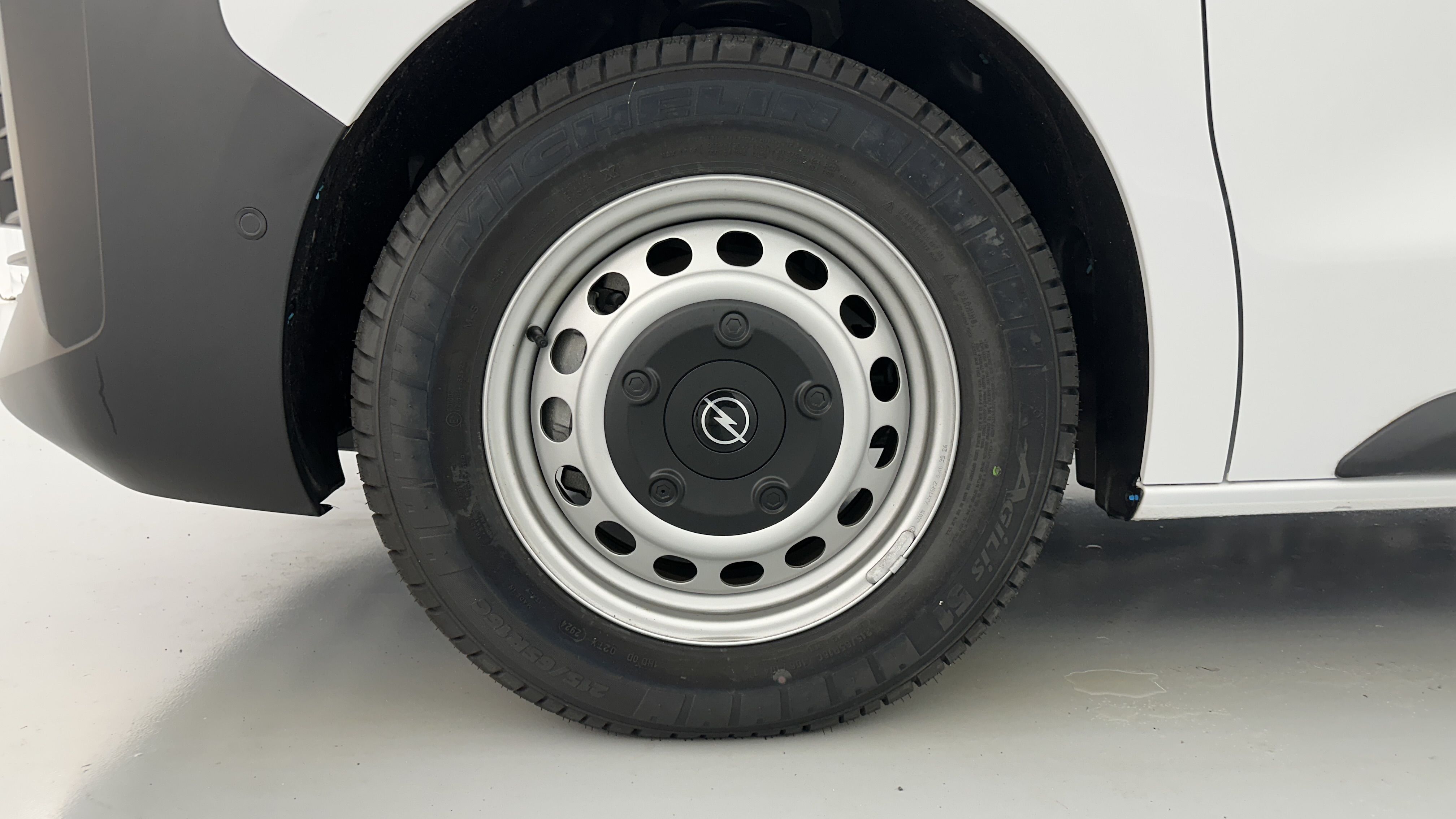 GLI00025331_p53 - OPEL - VIVARO - 2025 - photo 16