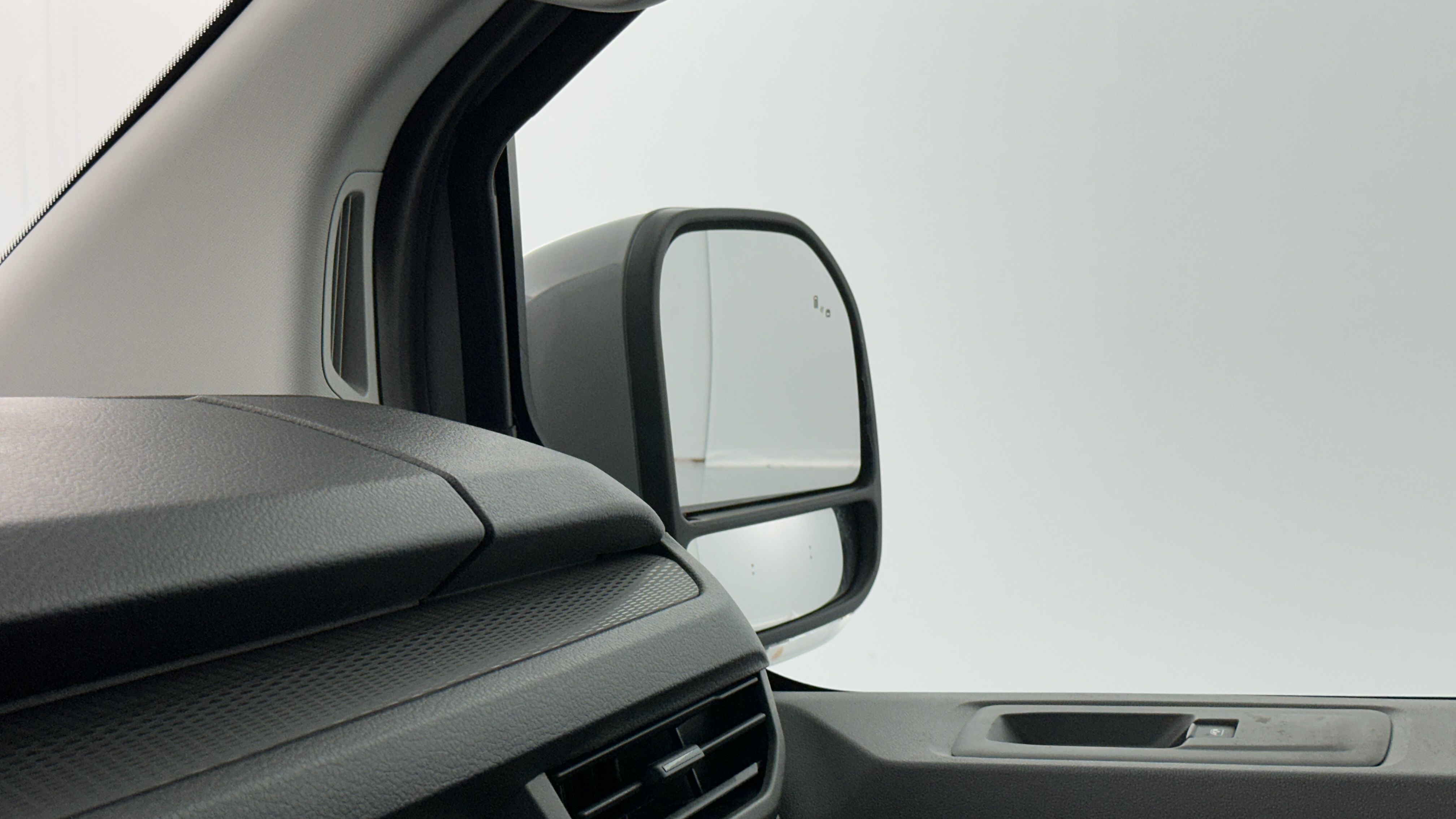 GLI00008071_p53 - VOLKSWAGEN - TRANSPORTER - 2026 - photo 16