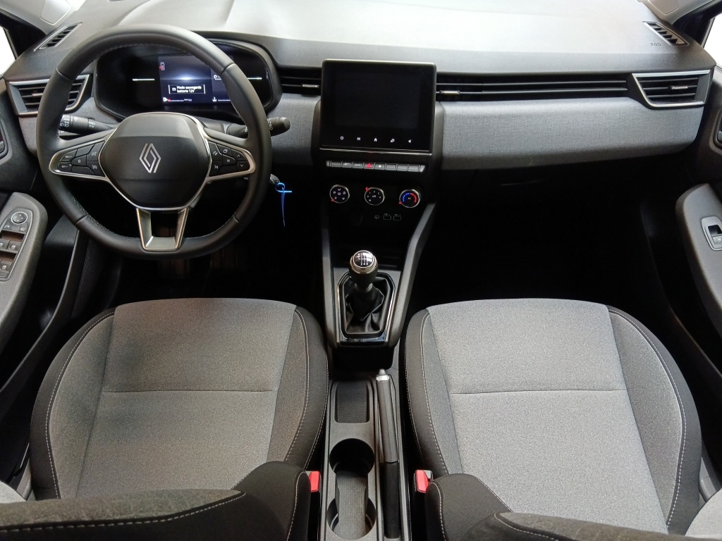 72436_p51 - RENAULT - CLIO - 2025 - photo 12