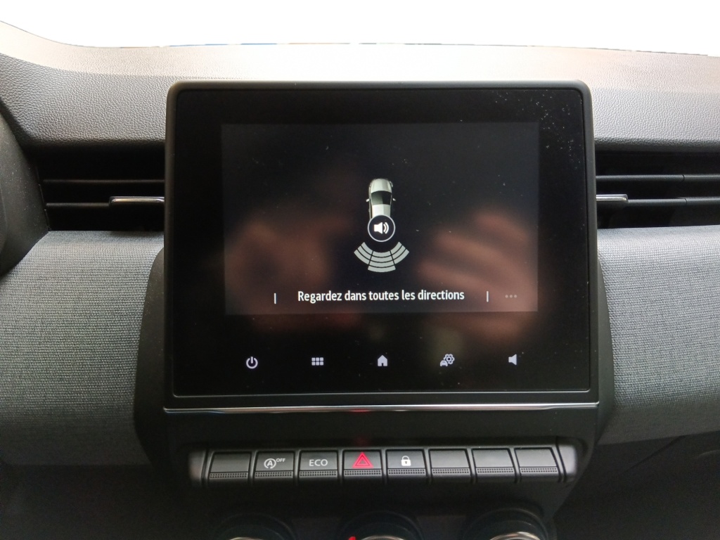 72436_p51 - RENAULT - CLIO - 2025 - photo 18