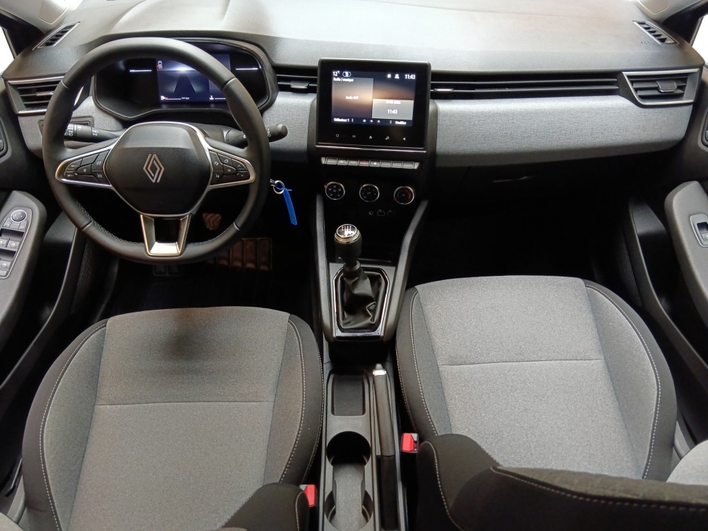 72453_p51 - RENAULT - CLIO - 2025 - photo 12