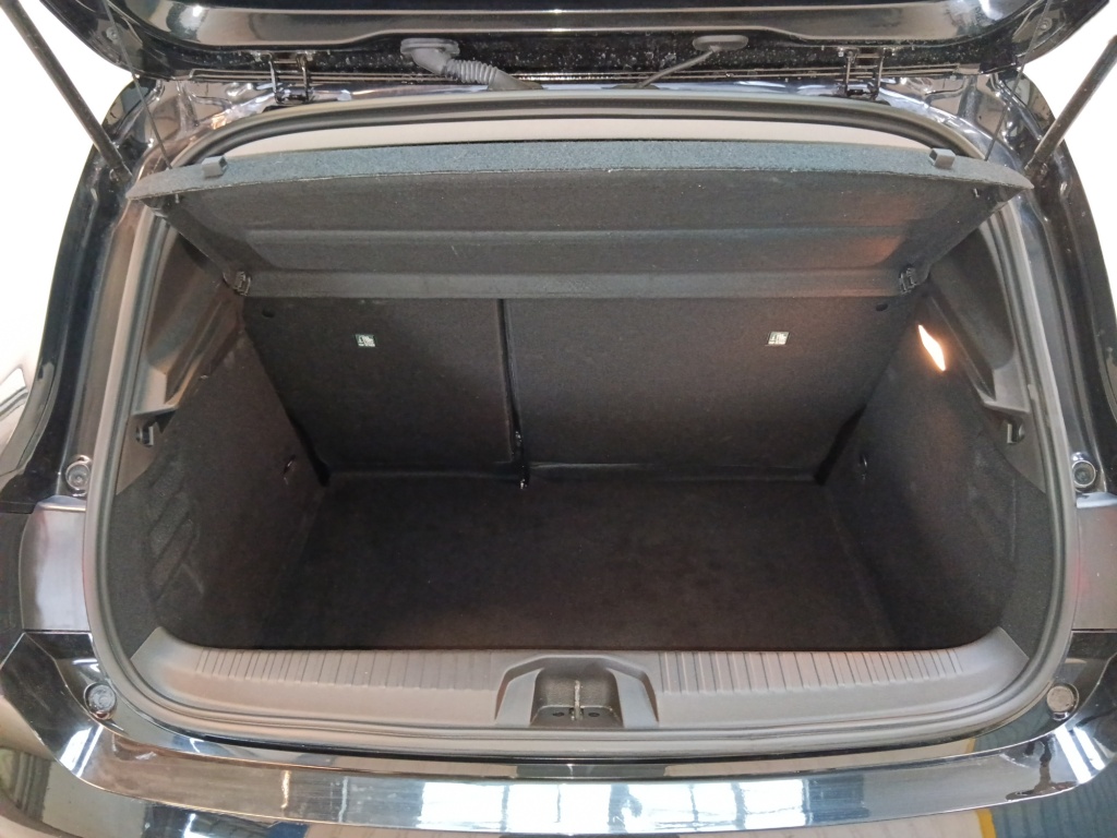 72455_p51 - RENAULT - CLIO - 2025 - photo 19