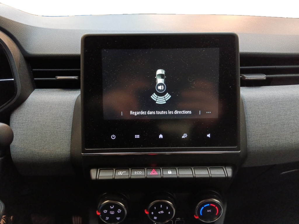 72462_p51 - RENAULT - CLIO - 2025 - photo 18