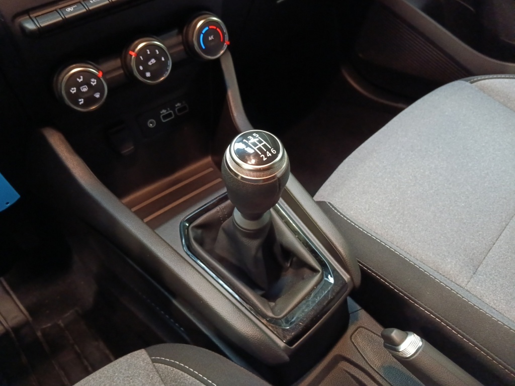 72463_p51 - RENAULT - CLIO - 2025 - photo 15