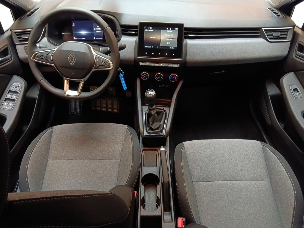 72553_p51 - RENAULT - CLIO - 2025 - photo 12