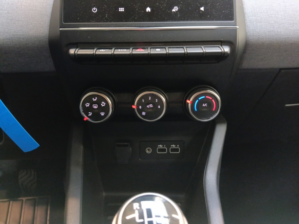 72559_p51 - RENAULT - CLIO - 2025 - photo 20