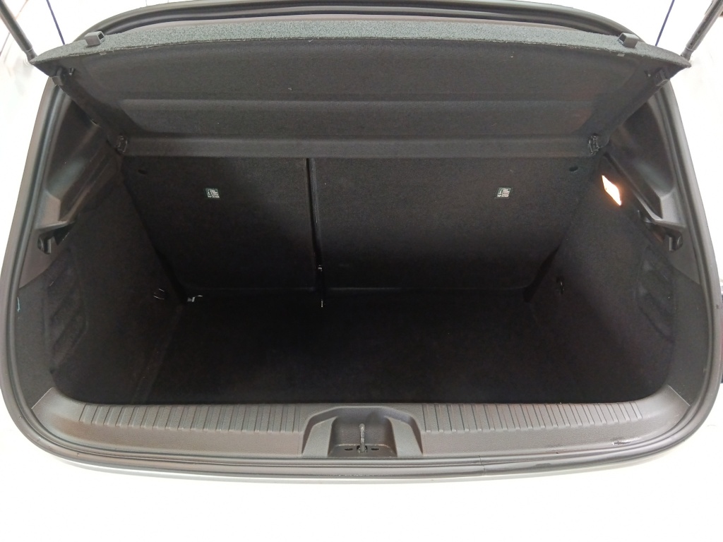 72564_p51 - RENAULT - CLIO - 2025 - photo 19