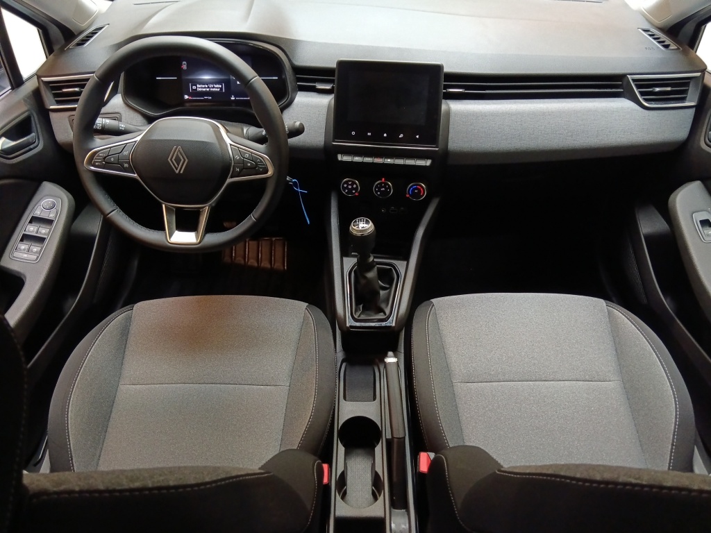 72565_p51 - RENAULT - CLIO - 2025 - photo 12