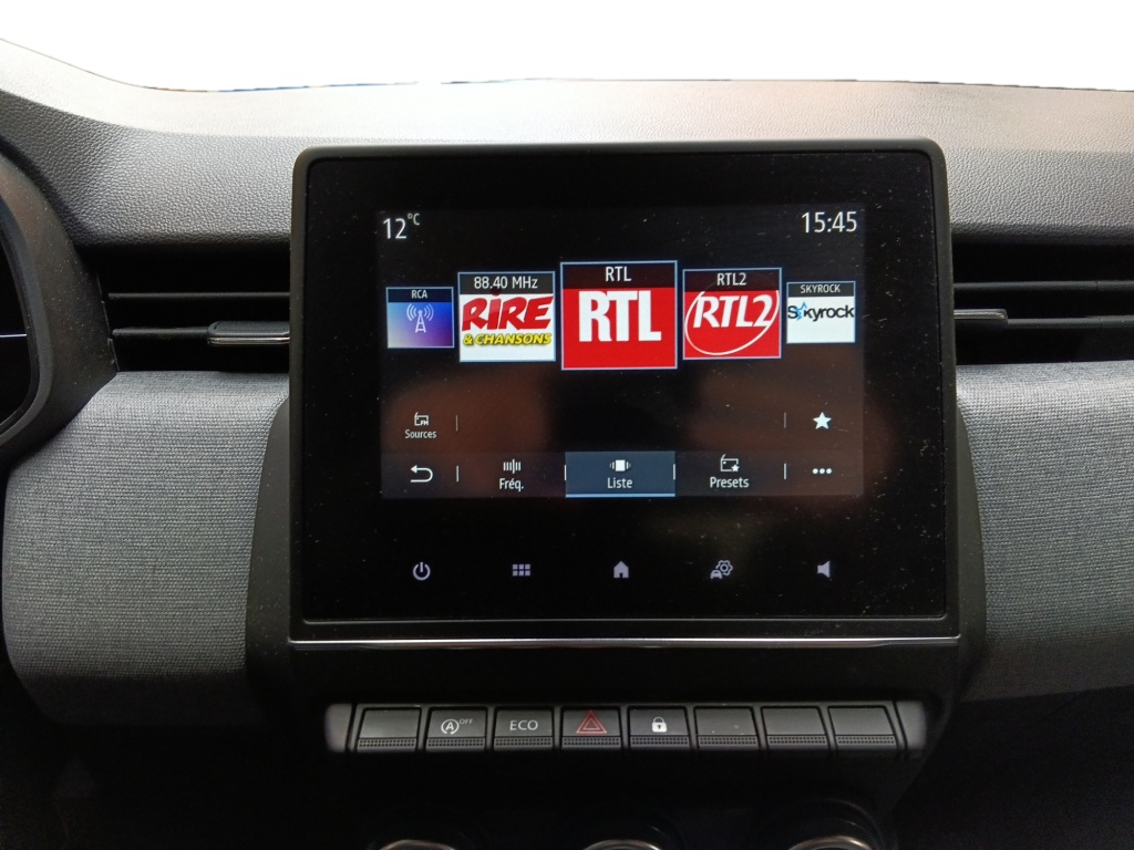 72565_p51 - RENAULT - CLIO - 2025 - photo 17