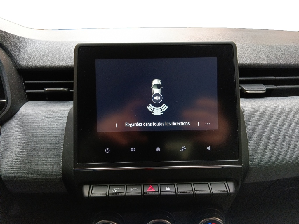 72566_p51 - RENAULT - CLIO - 2025 - photo 18