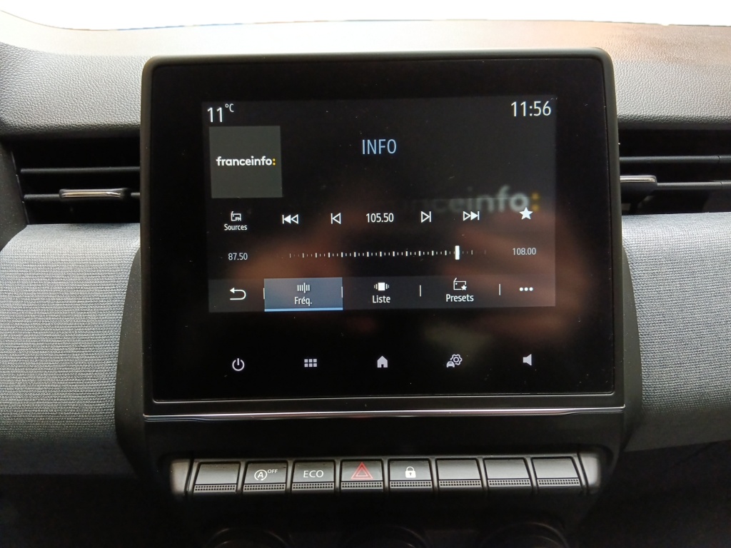 72568_p51 - RENAULT - CLIO - 2025 - photo 17