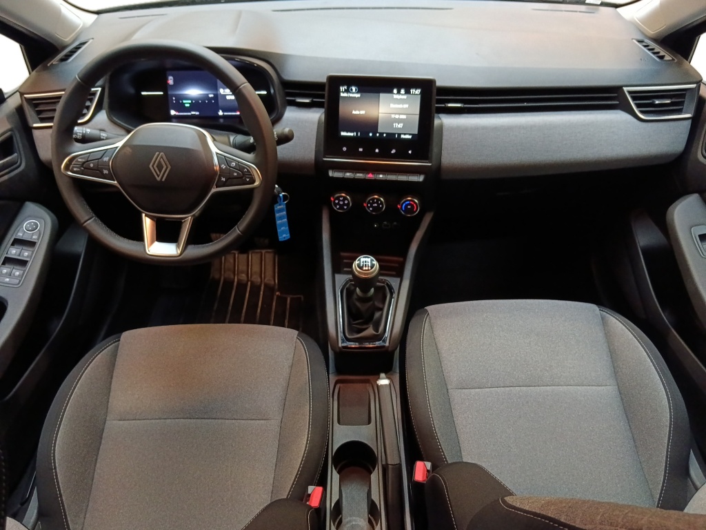 72569_p51 - RENAULT - CLIO - 2025 - photo 12