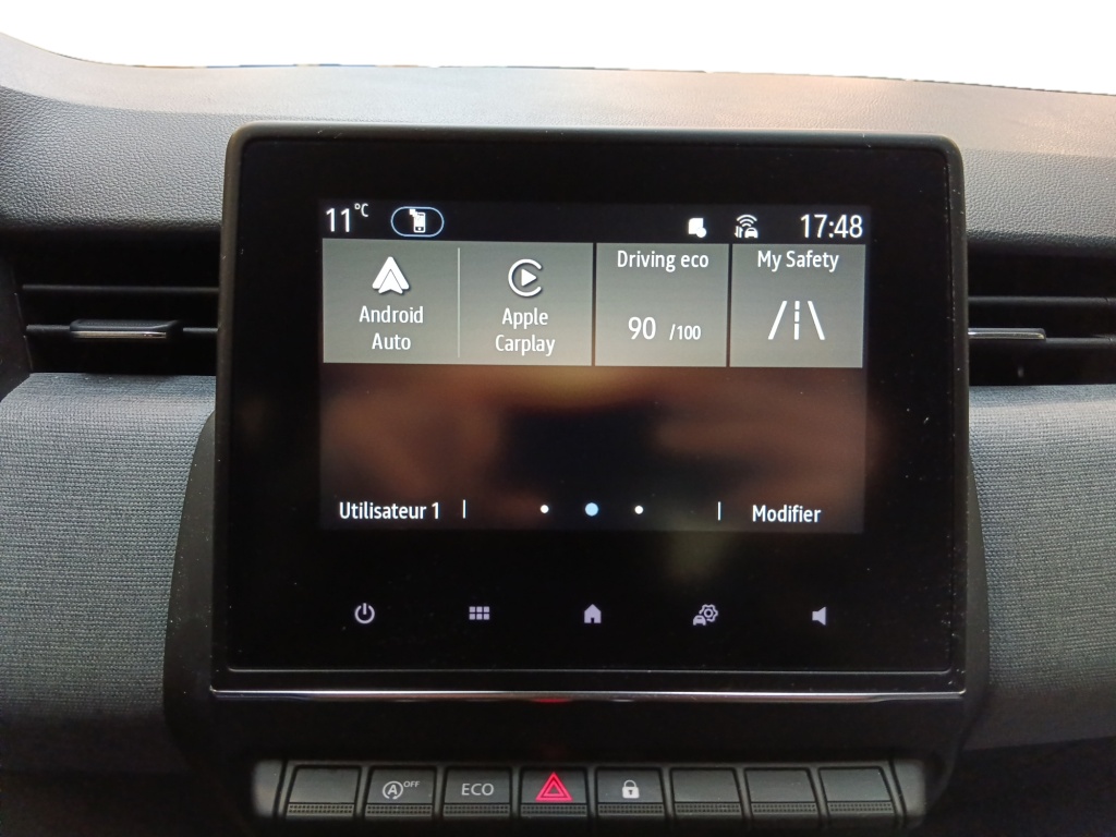 72569_p51 - RENAULT - CLIO - 2025 - photo 16