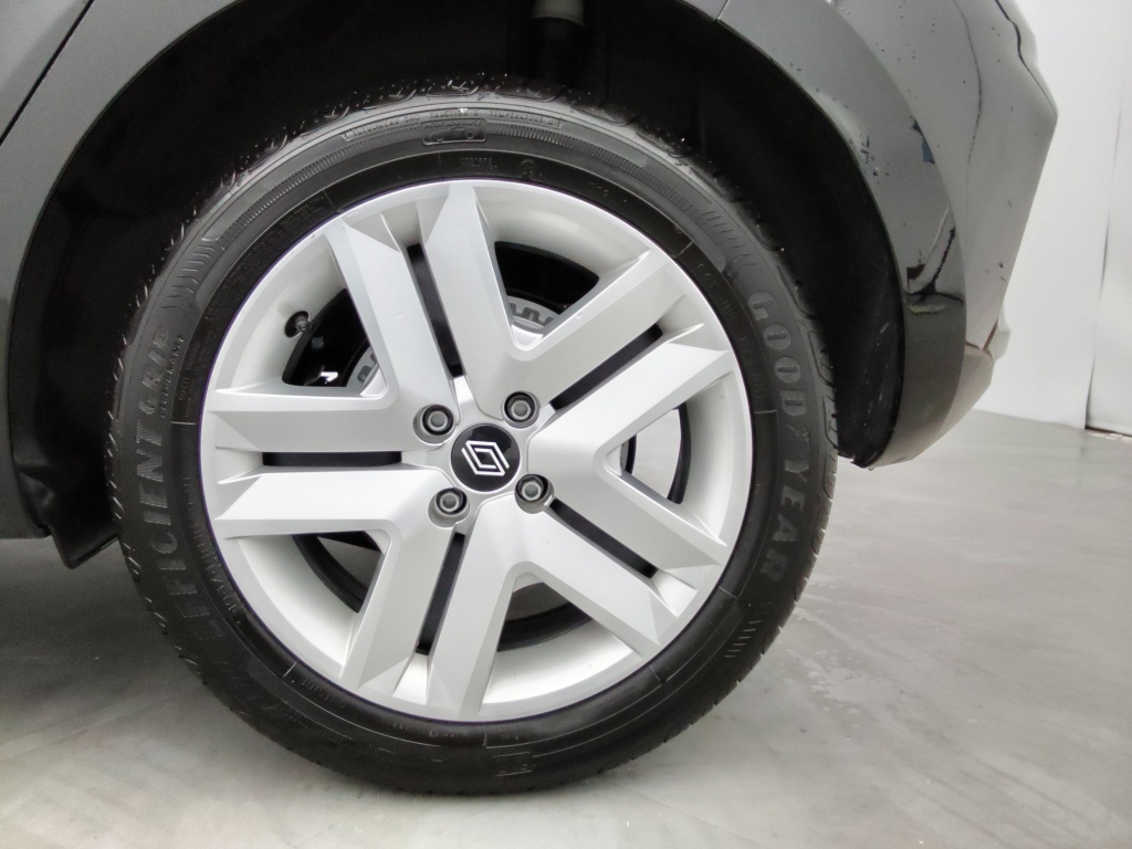 72476_p51 - RENAULT - CLIO - 2025 - photo 12