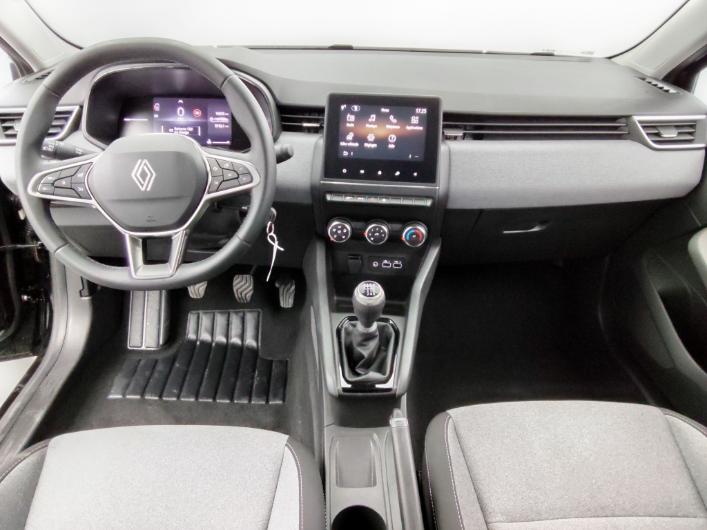 72476_p51 - RENAULT - CLIO - 2025 - photo 16