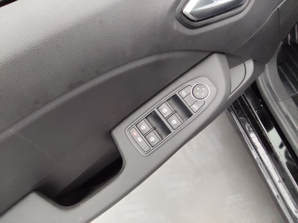 72476_p51 - RENAULT - CLIO - 2025 - photo 18