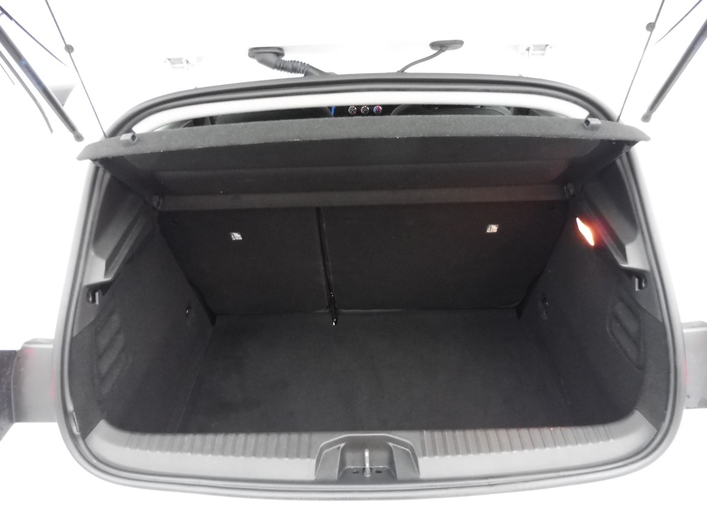 72488_p51 - RENAULT - CLIO - 2025 - photo 9